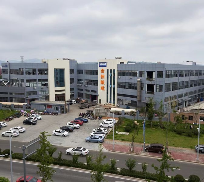 چین Taizhou Bancheng Automotive CO.,LTD. 